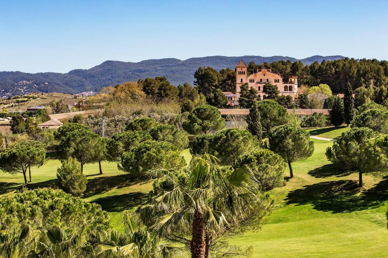 Hotel Barcelona Golf Resort 4 Sup Сан-Эстеве-Сесровирес Экстерьер фото